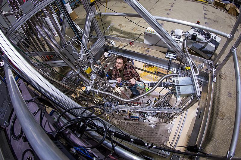 LZ group setting up System Test Platform