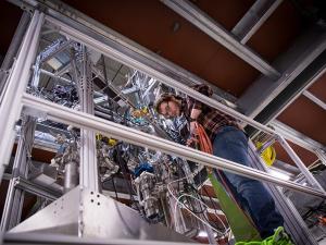 LZ group building system test platform 